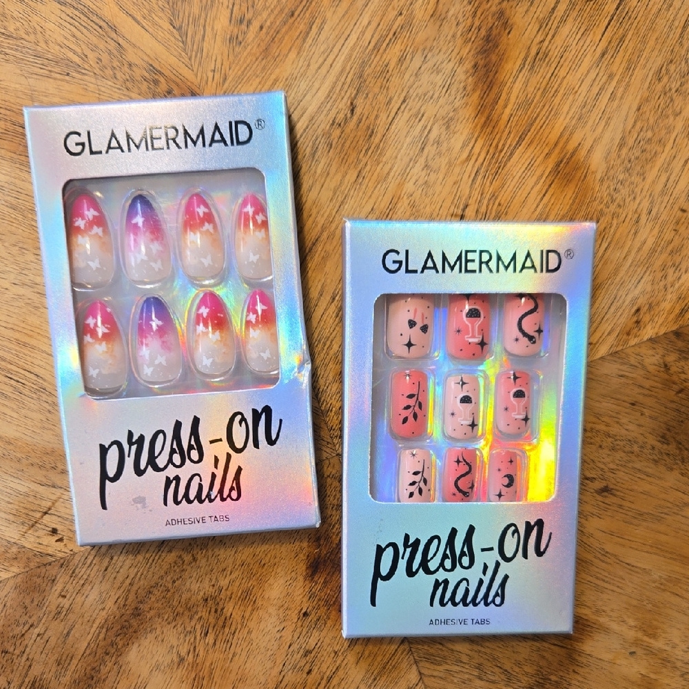 Glamermaid Press-On Nails - Set Of 2